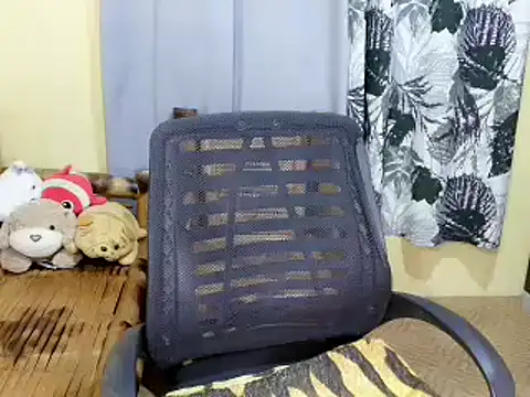 lovelyxmorena online show from 16, 4, 2026