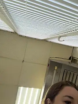 VaryaRose online show from 1, 12, 2025