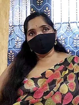 Snapshot of Soni-queen chatting on 22, 11, 2025 Soni-queen online show from 22, 11, 2025