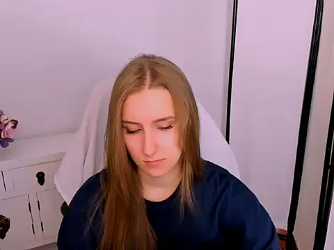 VanessaAmore online show from 22, 4, 2026