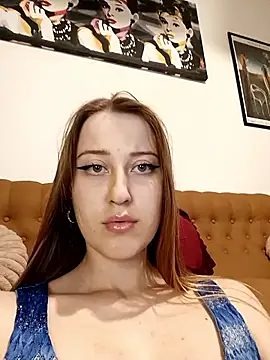 Snapshot of Susiee_Redd chatting on 4, 6, 2026 Susiee Redd online show from 4, 6, 2026