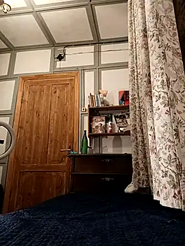 Susiee Redd online show from 19, 12, 2025