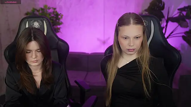 Charlotte Dreams online show from 13, 4, 2026