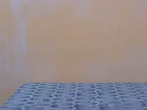 Honey Baby1 online show from 19, 12, 2025