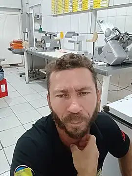 RobertoLuiz84 online show from 13, 5, 2026