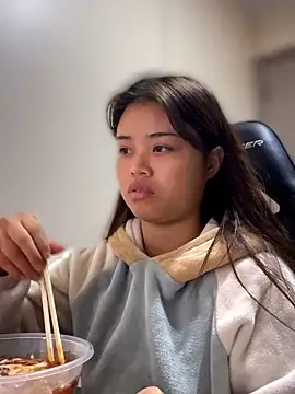 Toffee-00 online show from 22, 3, 2026