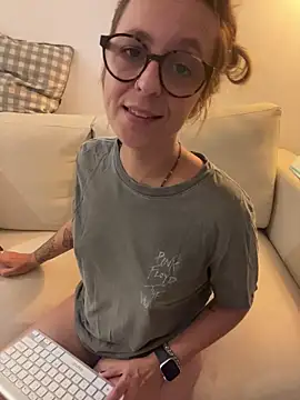 KnotBabe online show from 25, 2, 2026