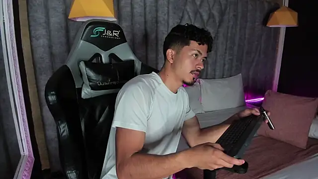 NicolaiKarav online show from 8, 2, 2026