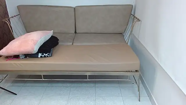 Roxanne vale online show from 20, 2, 2026