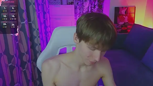 Snapshot of cuMte_boy chatting on 21, 5, 2026 cuMte boy online show from 21, 5, 2026