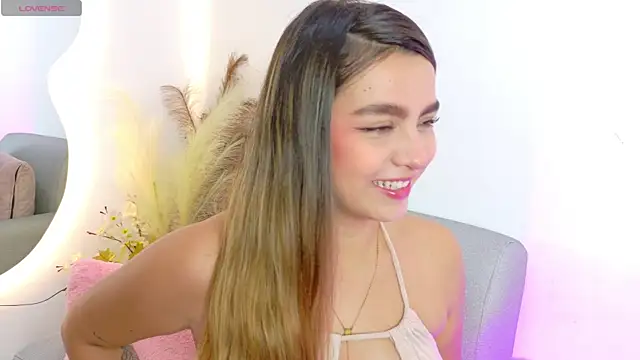 Snapshot of Ambar_Carter chatting on 8, 7, 2026 Ambar Carter online show from 8, 7, 2026