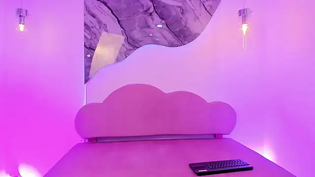 NIKIBUNNY online show from 8, 5, 2026