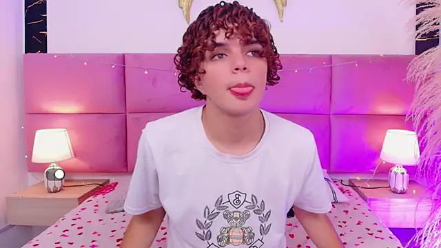 Skyee angel online show from 21, 12, 2025