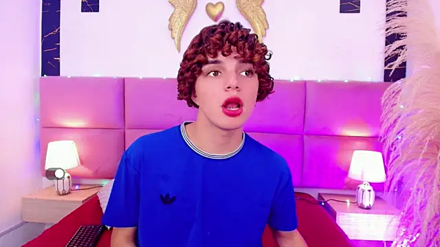 Skyee angel online show from 15, 12, 2025