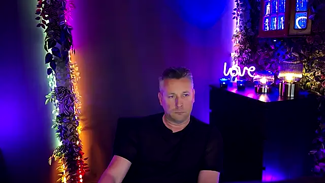 Hunter Fl online show from 11, 4, 2026