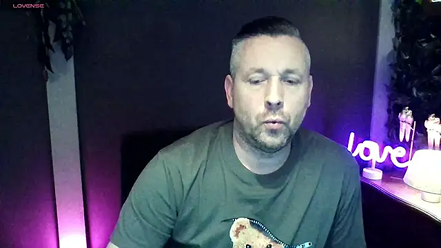 Hunter Fl online show from 27, 11, 2025