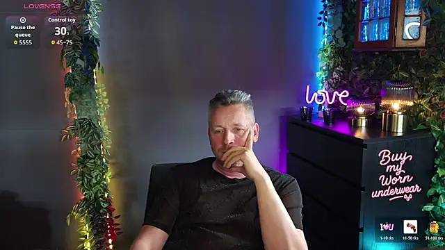 Hunter Fl online show from 9, 4, 2026