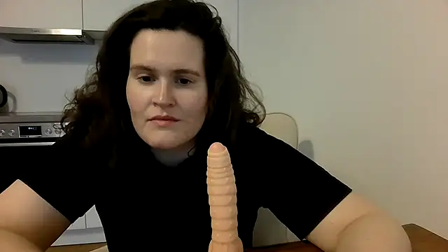 Snapshot of ada_in_europe chatting on 28, 11, 2025 ada in europe online show from 28, 11, 2025