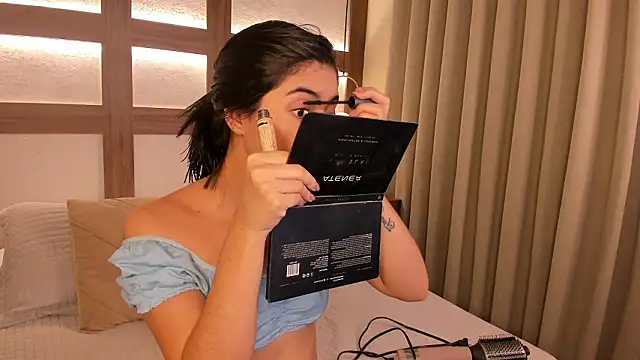 SarhaVega online show from 24, 2, 2026