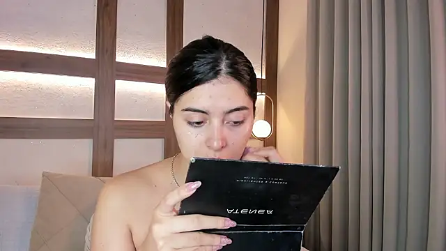 SarhaVega online show from 24, 3, 2026