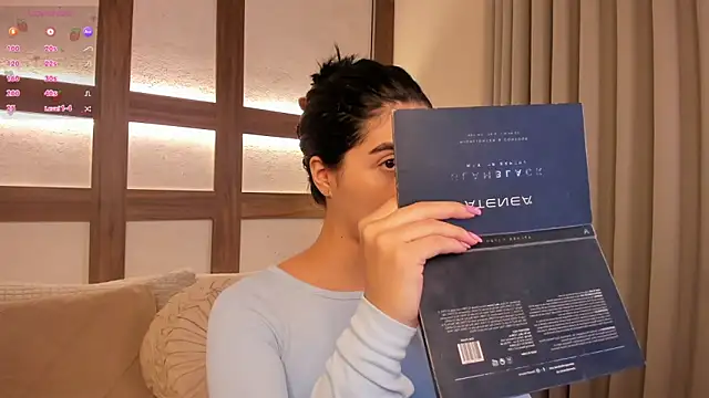 SarhaVega online show from 12, 2, 2026