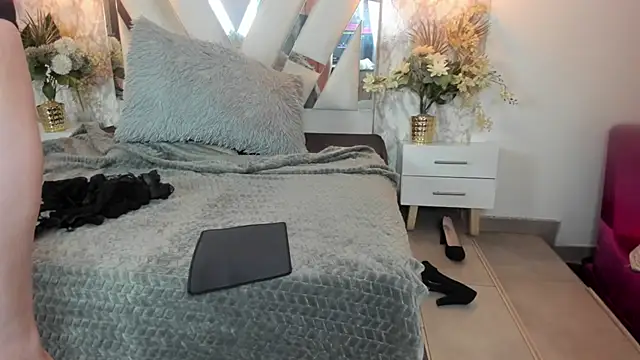 Mysterius Woman online show from 16, 2, 2026