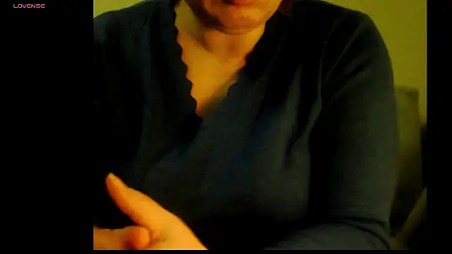 Snapshot of Empiria81 chatting on 2, 12, 2025 Empiria81 online show from 2, 12, 2025