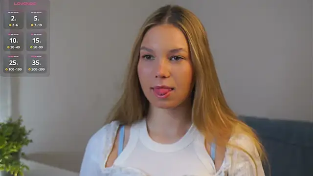 AmparoCilek online show from 28, 2, 2026