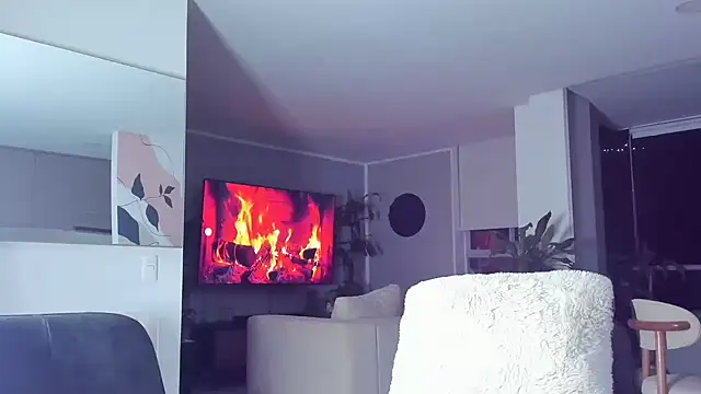 Valenthino Salvatore online show from 8, 4, 2026