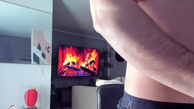 Valenthino Salvatore online show from 5, 4, 2026