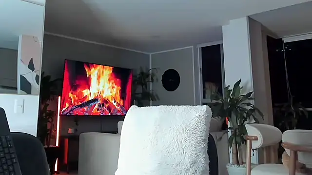 Valenthino Salvatore online show from 13, 3, 2026