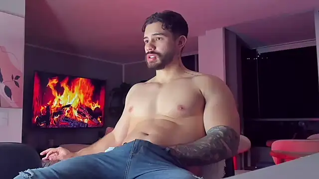 Valenthino Salvatore online show from 11, 2, 2026