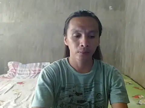 Snapshot of lovelycarla32 chatting on 27, 5, 2026 lovelycarla32 online show from 27, 5, 2026