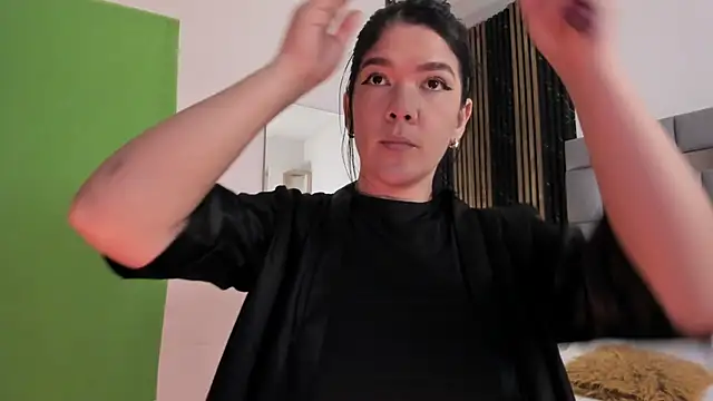 Snapshot of amaia_santini chatting on 22, 6, 2026 amaia santini online show from 22, 6, 2026