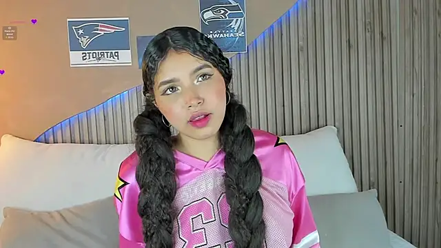 EloiseSweetxx online show from 8, 2, 2026