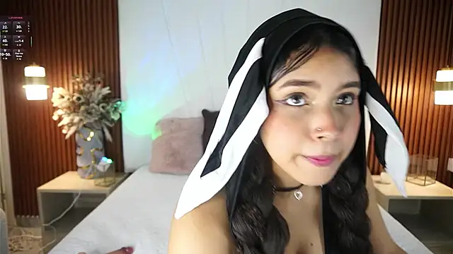 EloiseSweetxx online show from 4, 2, 2026