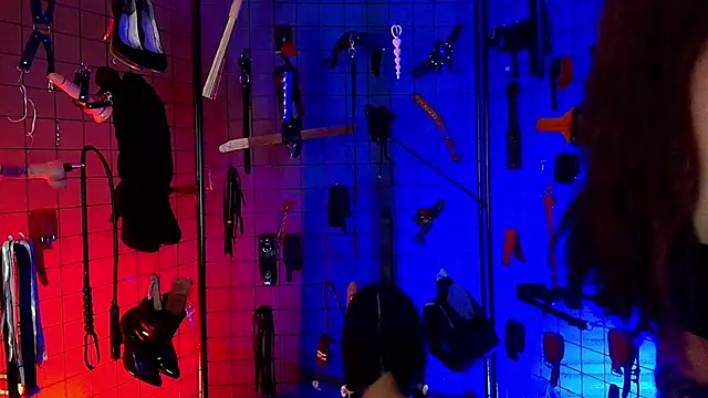 Snapshot of SamyCooper_ chatting on 26, 11, 2025 SamyCooper online show from 26, 11, 2025