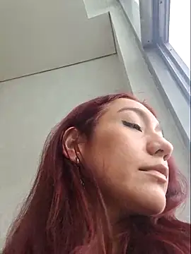 Eveeelyn25 online show from 21, 4, 2026