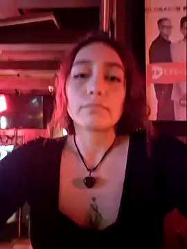 Eveeelyn25 online show from 2, 4, 2026