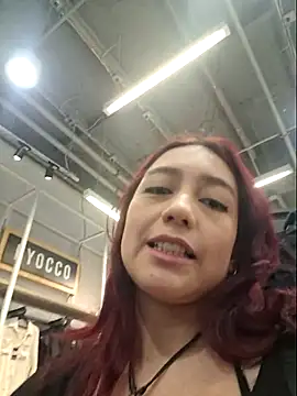 Eveeelyn25 online show from 6, 3, 2026