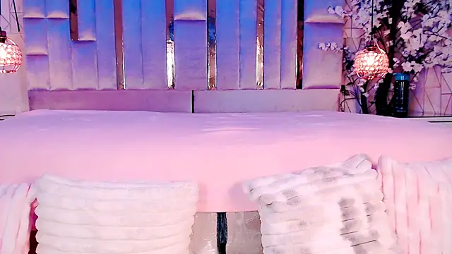 Naomistart online show from 6, 3, 2026