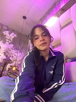 Violetbellarose1 online show from 7, 5, 2026