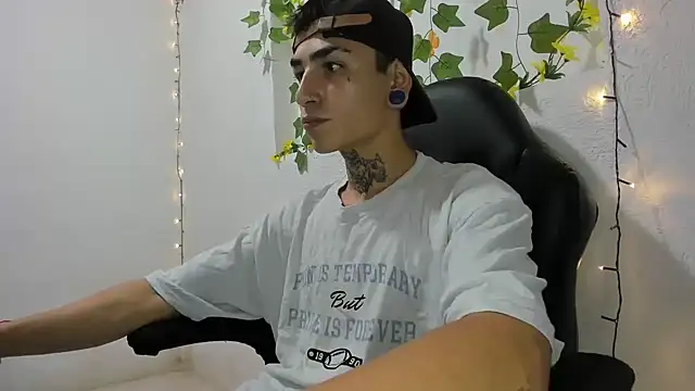 Snapshot of beatandtalk chatting on 28, 11, 2025 beatandtalk online show from 28, 11, 2025