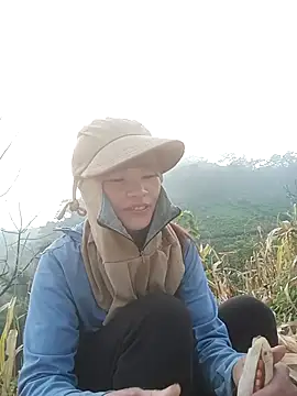 Snapshot of nangmo chatting on 7, 7, 2026 nangmo online show from 7, 7, 2026