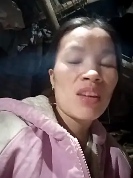 Snapshot of nangmo chatting on 25, 11, 2025 nangmo online show from 25, 11, 2025