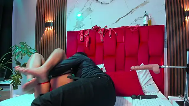 lilith-Y-Asmodeo online show from 25, 2, 2026