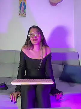 hanna  jones7 online show from 18, 1, 2026