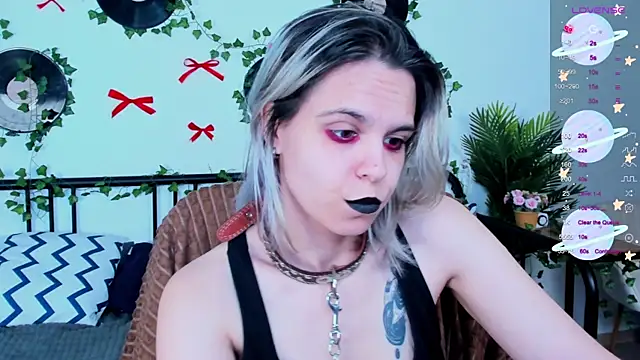 Snapshot of LiraBelle chatting on 12, 6, 2026 LiraBelle online show from 12, 6, 2026