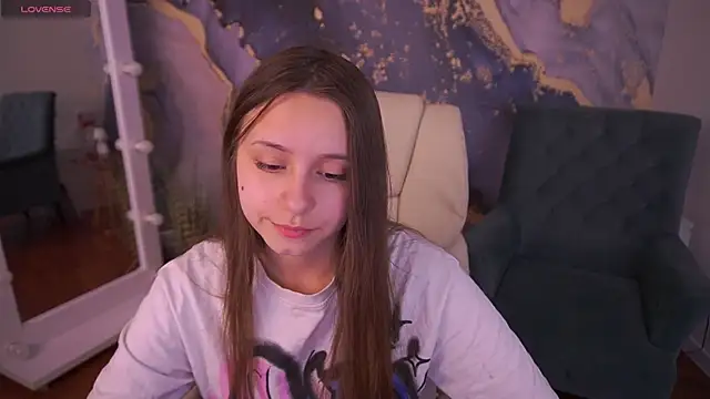 TinyNatalie online show from 1, 5, 2026