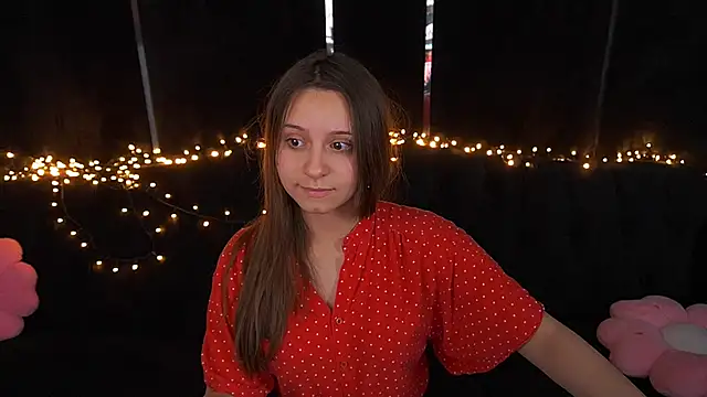 TinyNatalie online show from 13, 5, 2026